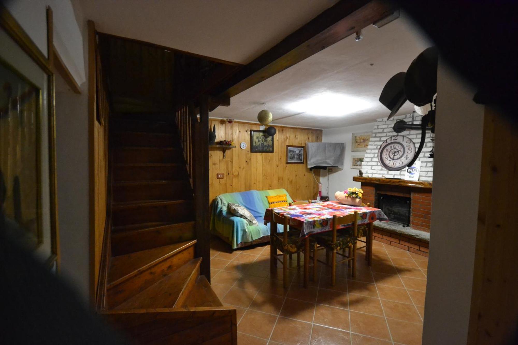 Carpineta Casa Vacanze Mingos Lodio Di La מראה חיצוני תמונה